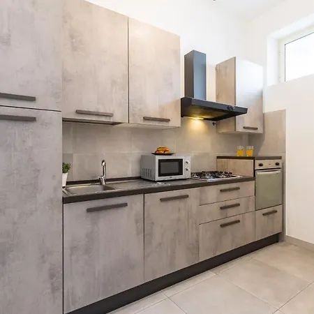 Foria 49 Apartments By Wonderful Italy Naples Exterior photo